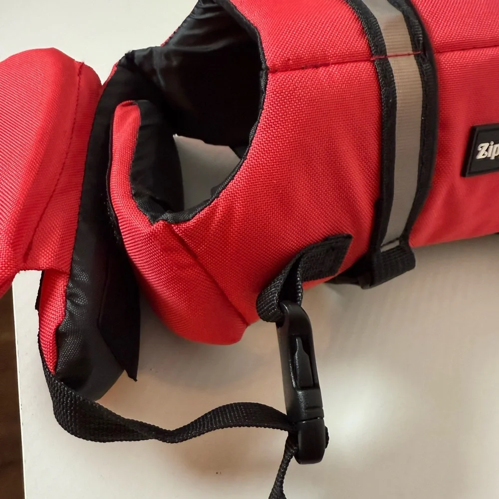 ZippyPaws Adventure Life‎ Jacket Small